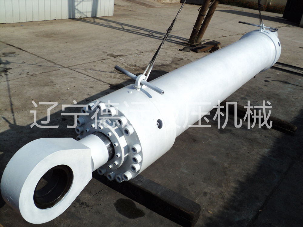 cd350大型液(yè)壓缸(gāng)